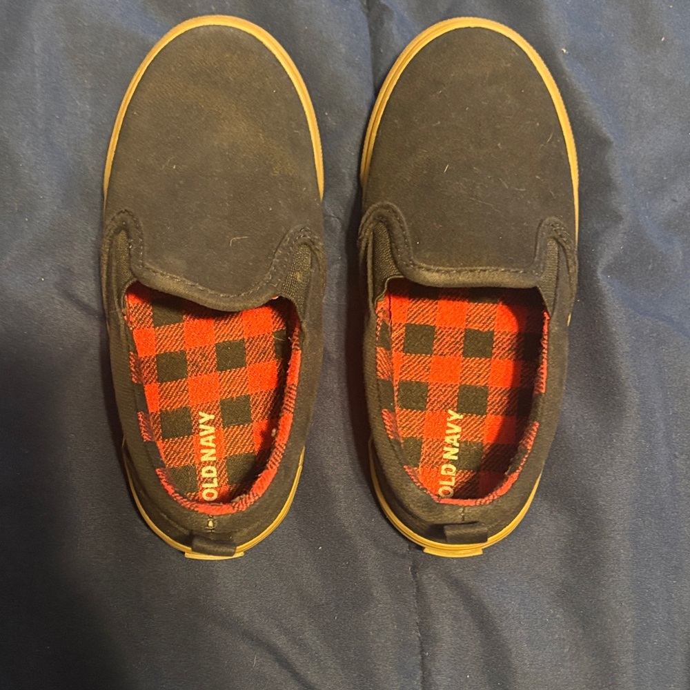 Old Navy Kids Black Slip-On Sneakers with Red Plaid Interior